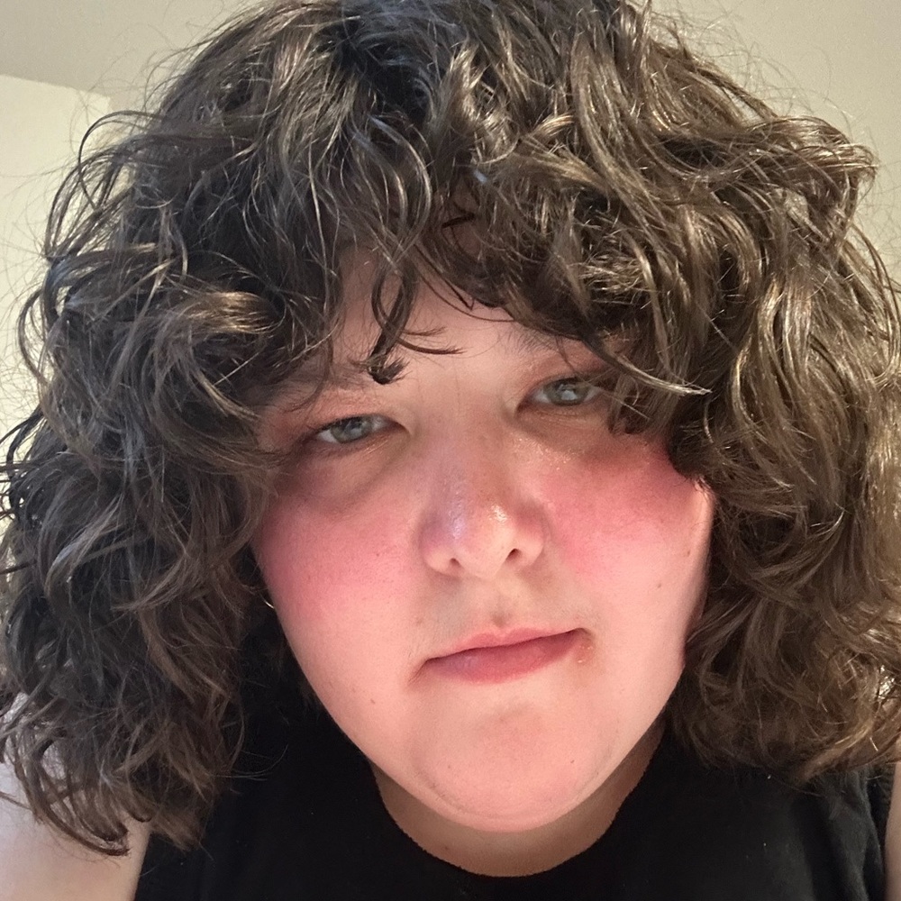 Meet your Posher, Regan